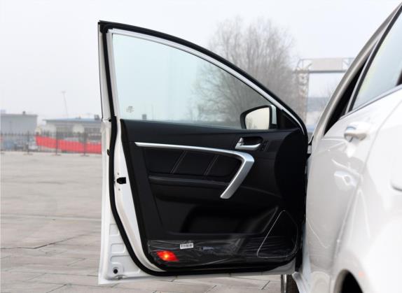 帝豪 2016款 三厢 1.3T 手动向上版 车厢座椅   前门板
