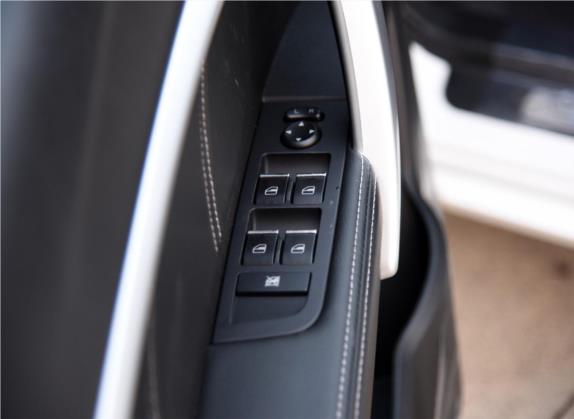帝豪 2016款 三厢 1.3T 手动向上版 车厢座椅   门窗控制