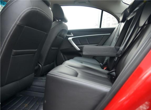 帝豪 2016款 三厢 1.3T CVT向上版 车厢座椅   后排空间