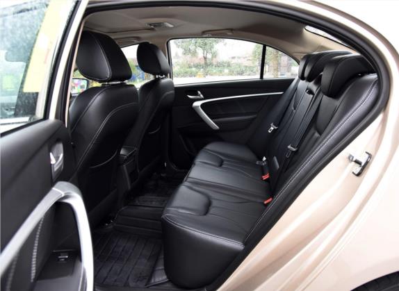 帝豪 2017款 三厢百万款 1.5L 手动向上版 车厢座椅   后排空间