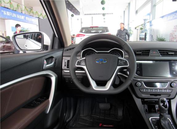 帝豪 2017款 两厢RS百万款 1.5L CVT向上版 中控类   驾驶位