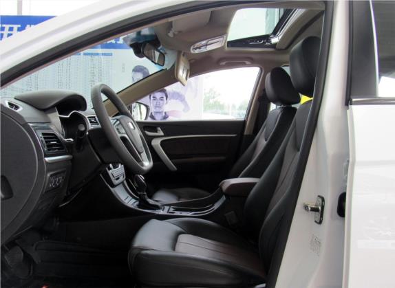 帝豪 2017款 两厢RS百万款 1.5L CVT向上版 车厢座椅   前排空间