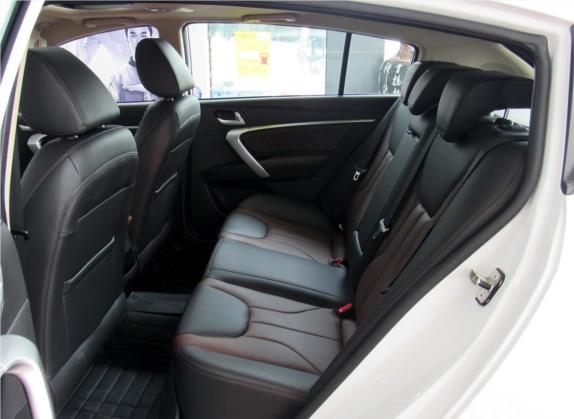 帝豪 2017款 两厢RS百万款 1.5L CVT向上版 车厢座椅   后排空间