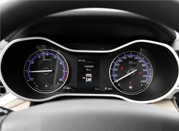 帝豪 2018款 1.5L 手动时尚型 中控类   仪表盘