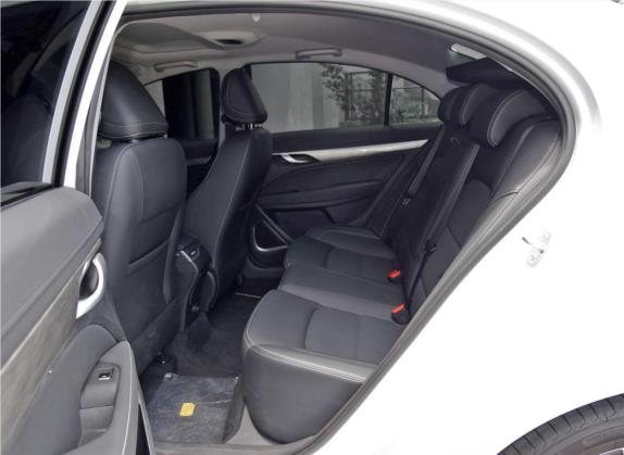 帝豪 2019款 领军版 1.5L CVT尊贵型 国VI 车厢座椅   后排空间