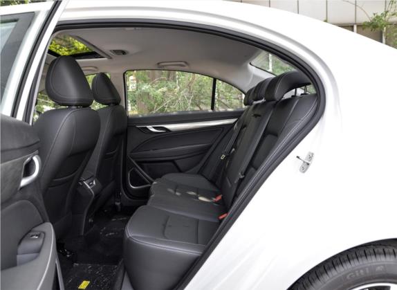 帝豪 2019款 领军版 1.5L 手动向上互联型 国VI 车厢座椅   后排空间