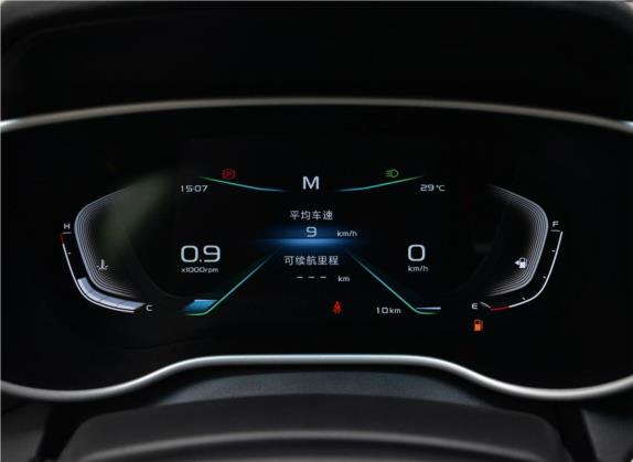 帝豪 2019款 领军版 1.5L 手动向上互联型 国V 中控类   仪表盘