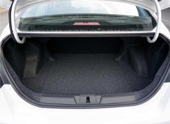 帝豪 2019款 领军版 1.5L CVT向上互联型 国V 车厢座椅   后备厢