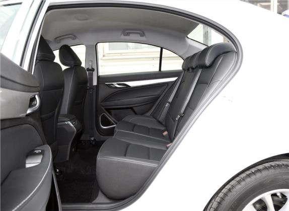 帝豪 2020款 1.5L 手动舒适型 车厢座椅   后排空间