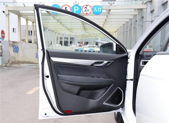 帝豪 2020款 1.5L 手动豪华型 车厢座椅   前门板