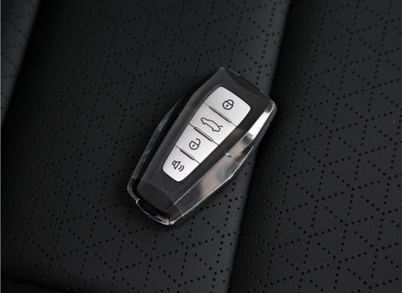 帝豪 2021款 UP 1.5L 手动舒适型 其他细节类   钥匙