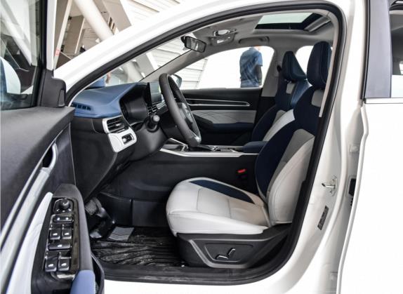 帝豪 2022款 第4代 1.5L CVT旗舰型 车厢座椅   前排空间