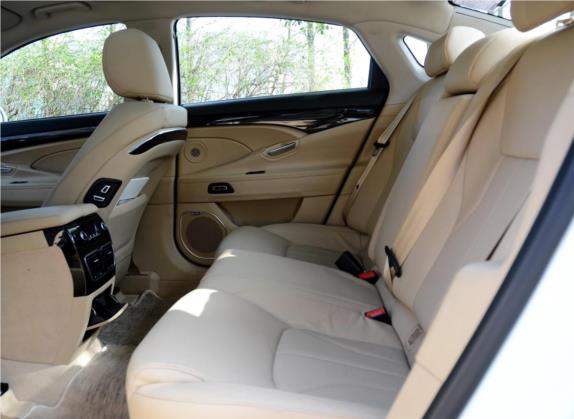 博瑞 2015款 3.5L 旗舰型 车厢座椅   后排空间