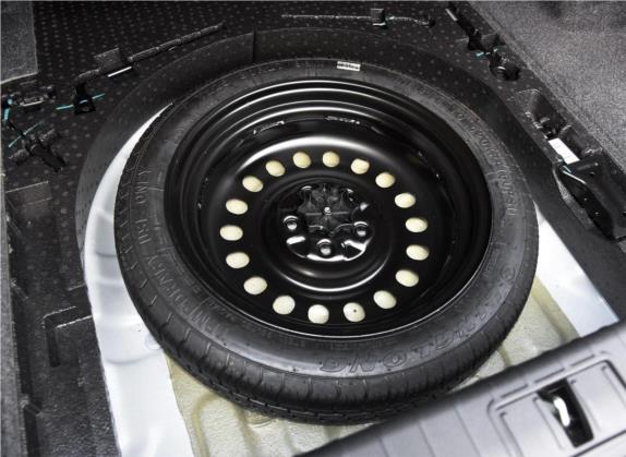 博瑞 2017款 1.8T 舒适型 其他细节类   备胎