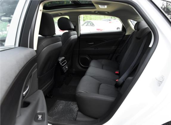 博瑞 2017款 1.8T 舒适型 车厢座椅   后排空间