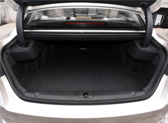 博瑞 2017款 1.8T 尊尚型 车厢座椅   后备厢
