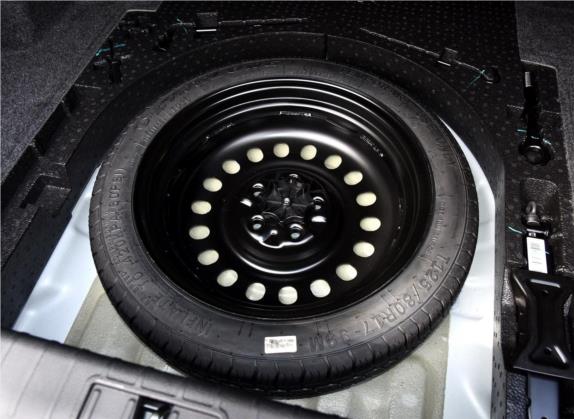 博瑞 2017款 1.8T 尊贵型 其他细节类   备胎