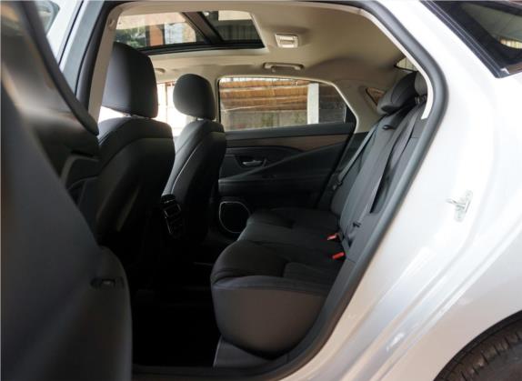 博瑞 2018款  1.8T 舒适智领版 车厢座椅   后排空间