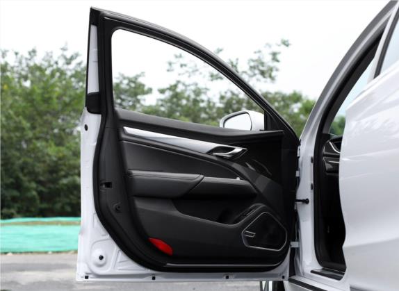 博瑞 2018款 1.5T MHEV 耀动版 车厢座椅   前门板