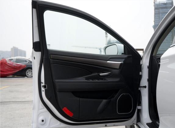博瑞 2018款 1.8T 精英型 车厢座椅   前门板
