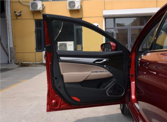 博瑞 2020款 1.5T MHEV 耀尊版 车厢座椅   前门板