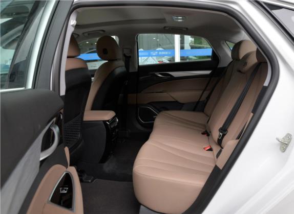 博瑞 2020款 1.5T MHEV 耀智版 车厢座椅   后排空间