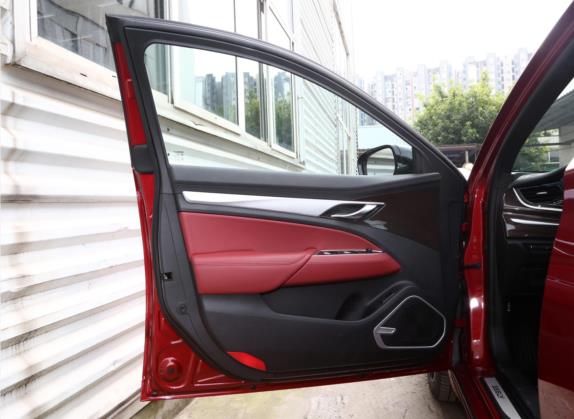 博瑞 2021款 1.8T 国风版 车厢座椅   前门板