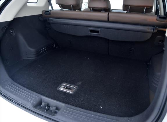 博越 2016款 1.8TD 自动四驱智尊型 车厢座椅   后备厢
