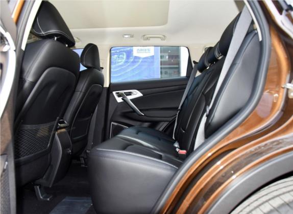 博越 2016款 1.8TD 手动智慧型 车厢座椅   后排空间