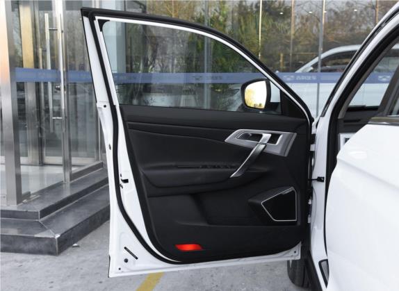 博越 2016款 1.8TD 自动智联型 车厢座椅   前门板