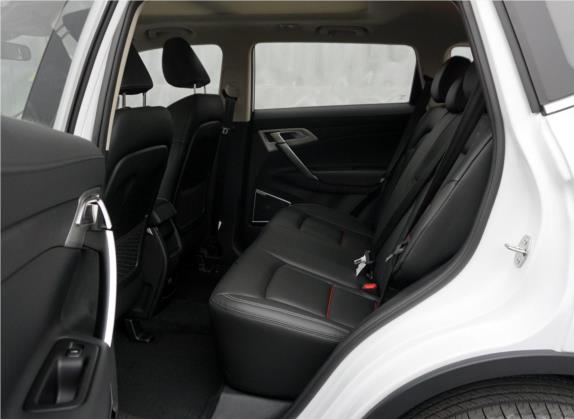 博越 2018款 2.0L 手动两驱智雅型 车厢座椅   后排空间