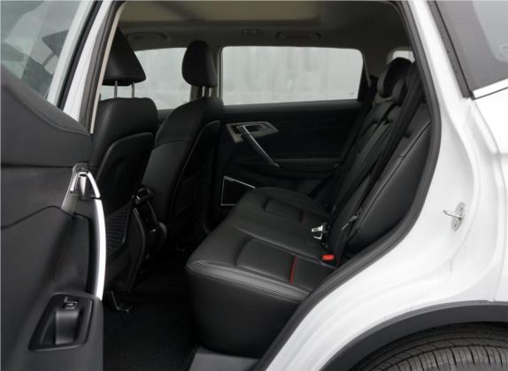 博越 2018款 1.8TD 自动两驱智慧型4G互联版 车厢座椅   后排空间