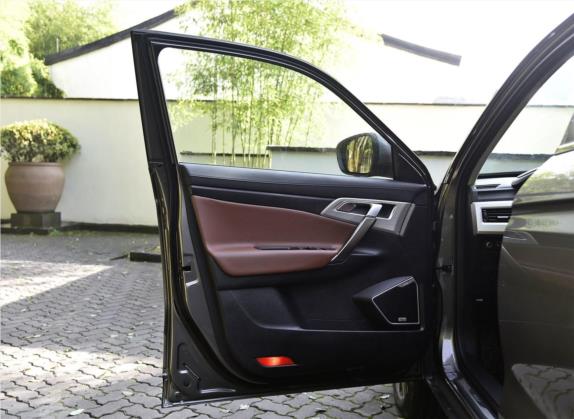 博越 2018款 1.8TD 自动两驱智尊型4G互联版 车厢座椅   前门板