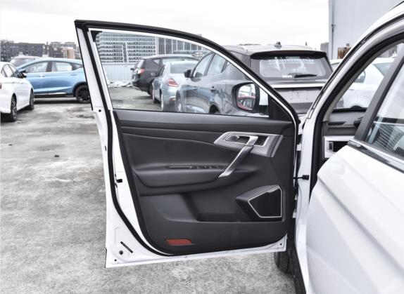 博越 2021款 1.8TD DCT两驱亚运舒适版 车厢座椅   前门板