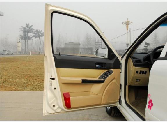 自由舰 2007款 1.5L 自动精致标准型 车厢座椅   前门板