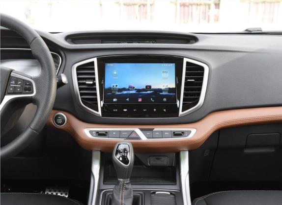 远景X6 2018款 1.4T CVT 4G互联豪华型 中控类   中控台