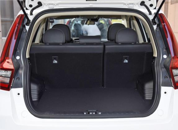 远景X6 2019款 1.4T 手动4G互联尊贵型 国VI 车厢座椅   后备厢