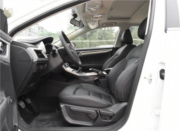 帝豪GL 2017款 1.8L 手动精英型 车厢座椅   前排空间