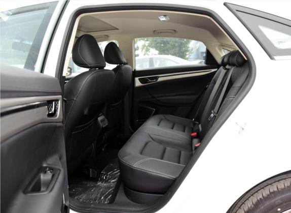 帝豪GL 2017款 1.3T DCT精英型 车厢座椅   后排空间