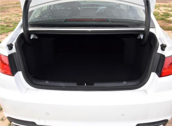 帝豪GL 2019款 1.4T 手动精英智享型 车厢座椅   后备厢