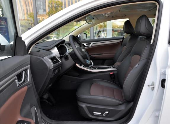 帝豪GL 2019款 1.5T DCT尊贵智享轻混型 车厢座椅   前排空间