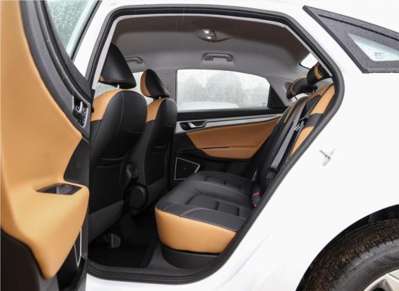 帝豪GL 2020款 1.4T CVT亚运型 车厢座椅   后排空间