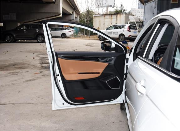 帝豪GL 2020款 1.4T CVT尊贵型 车厢座椅   前门板
