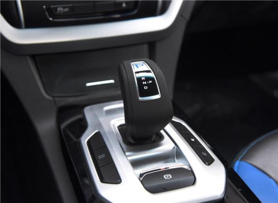 帝豪新能源 2016款 EV 精英型 中控类   挡把
