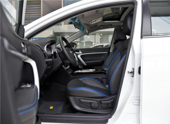 帝豪新能源 2017款 1.5L PHEV 精英型 车厢座椅   前排空间