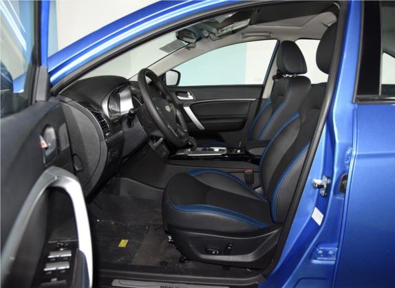帝豪新能源 2017款 1.5L PHEV 尊贵型 车厢座椅   前排空间