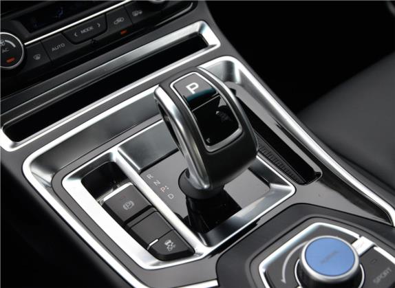 帝豪新能源 2019款 EV500 精英型标准续航版 中控类   挡把