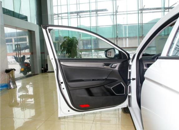 帝豪新能源 2021款 EV Pro 畅行版 车厢座椅   前门板