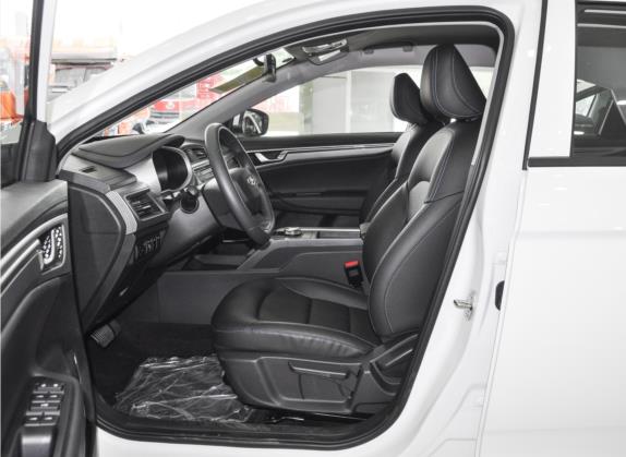 帝豪新能源 2022款 EV Pro 网约版 磷酸铁锂 车厢座椅   前排空间