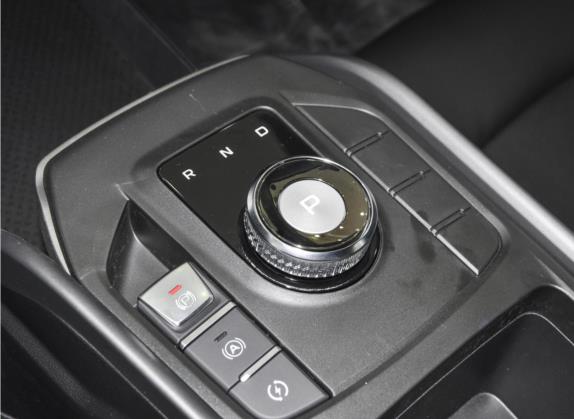 帝豪新能源 2022款 EV Pro 网约版 磷酸铁锂 中控类   挡把